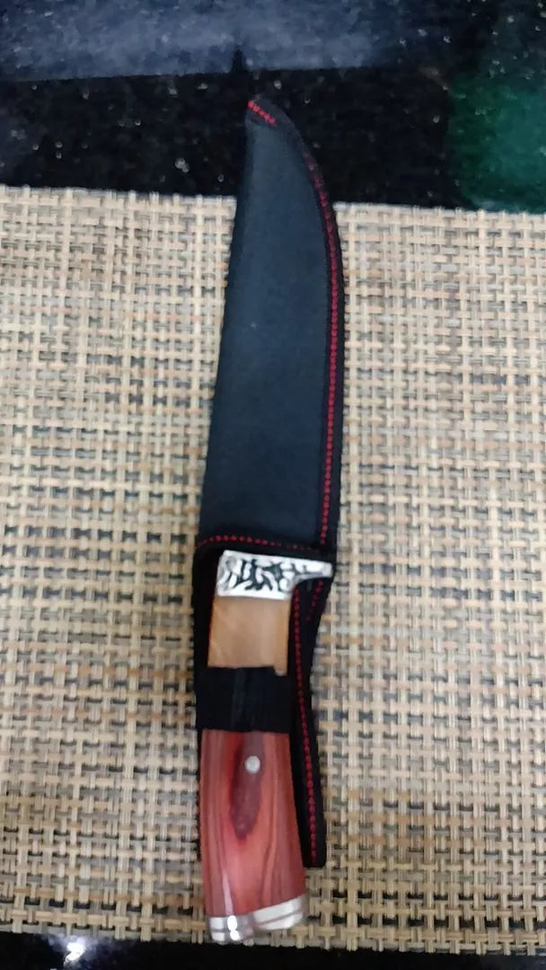 Faca Artesanal Premium Personalizada – Presente Perfeito para Churrasco, Caça e Pesca