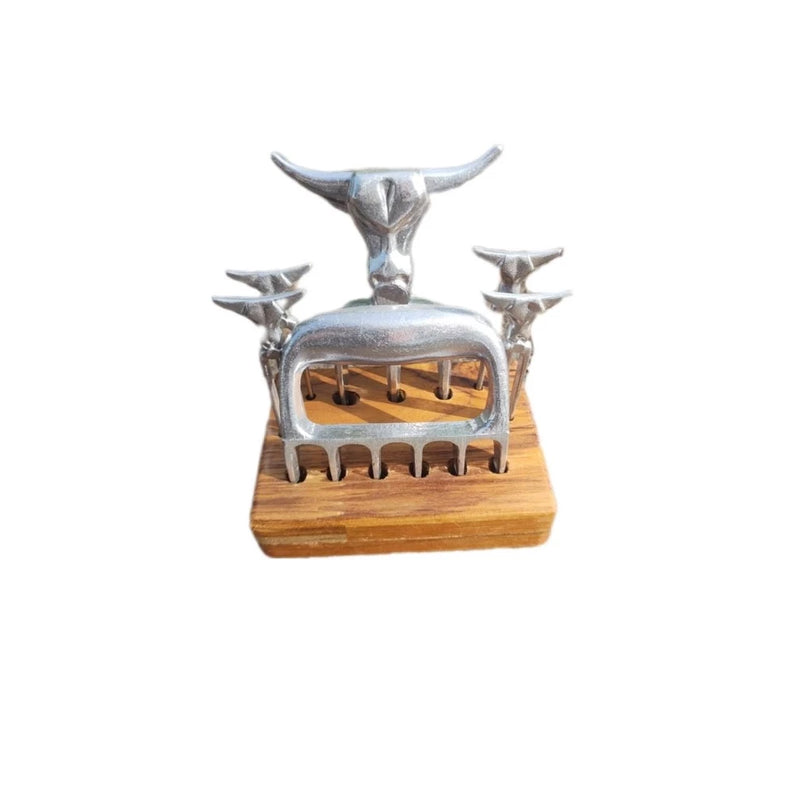 Kit Garra de Urso e Tridente para Carnes – Personalizado com Base em Madeira 🍖🔥